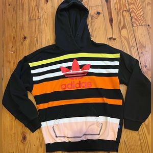 SMALL ADIDAS WOMEN TREFOIL HOODIE (BLACK / MULTICOLOR)